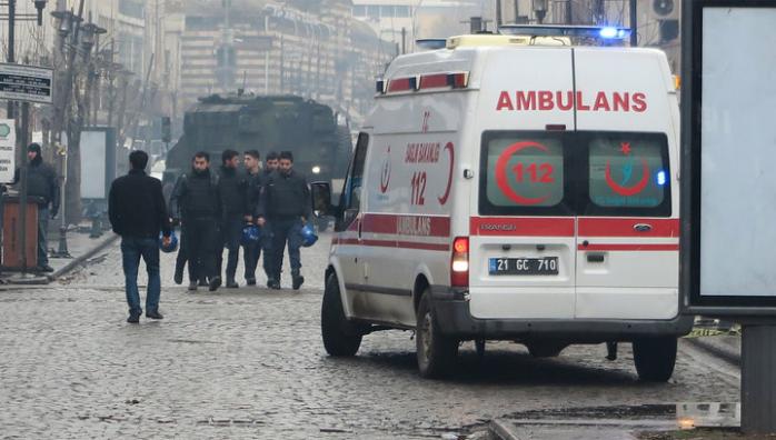 Взрыв в Турции унес уже 8 жизней, более 100 человек ранены