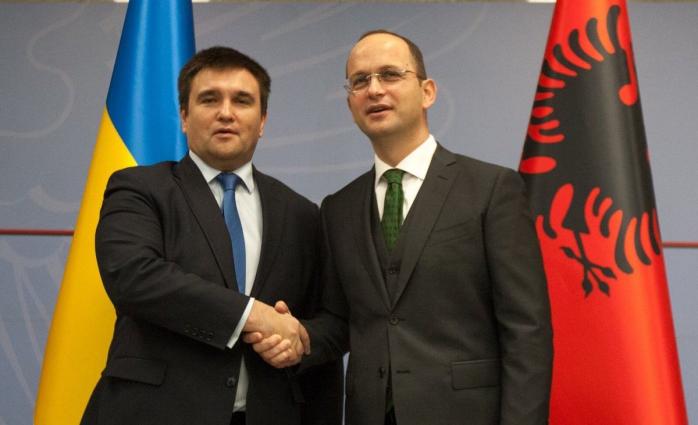 Украина и Албания договорились отменить визы