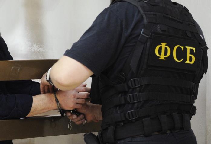 Российские СМИ назвали имена задержанных в Крыму украинцев