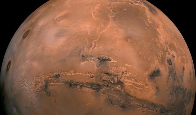 NASA обнаружило загадочные скалы на Марсе (ФОТО)