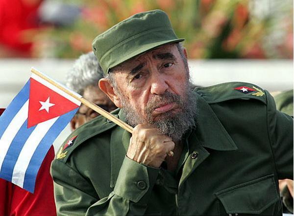 Российские журналисты сообщили о смерти Кастро на фоне флага Пуэрто-Рико (ФОТО)