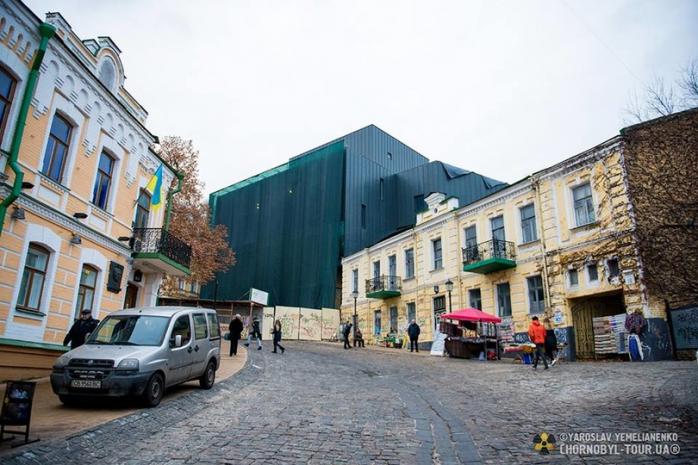 На Подоле открыли обновленное здание театра, возмутившее киевлян (ФОТО)