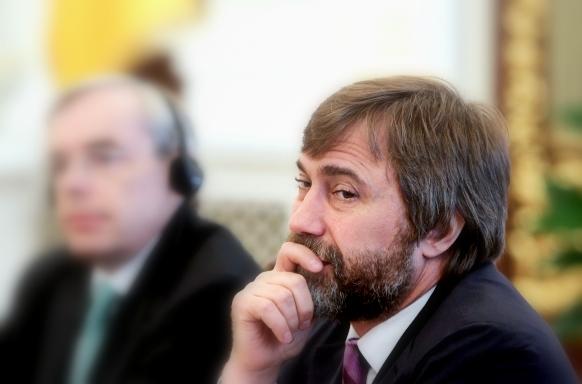 Луценко передав комітету Ради докази проти нардепа Новинського