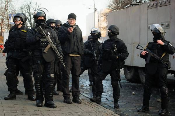 Шуляк уверяет, что бойцы «Омеги» с оружием появились на Майдане лишь 18 февраля