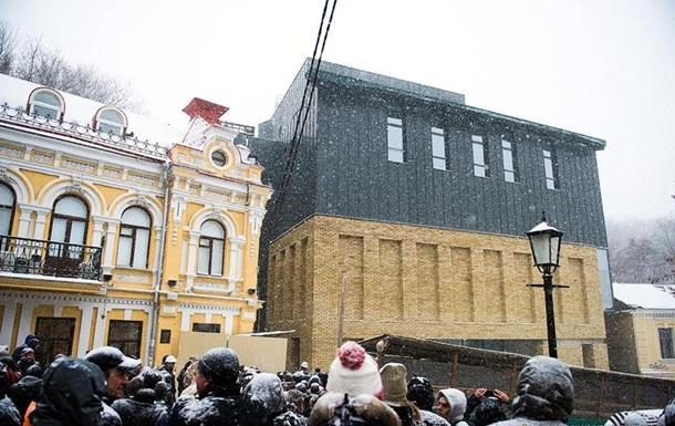 В защиту нового театра на Подоле выступили 50 деятелей культуры (ДОКУМЕНТ)