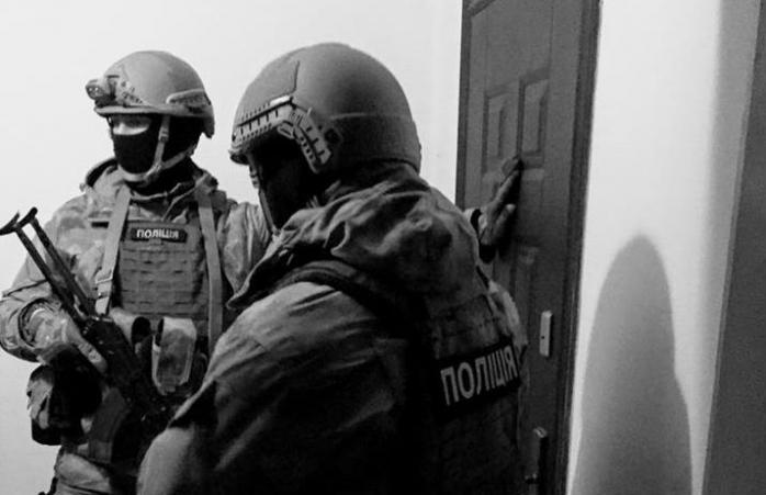 В Одесской области проходит операция по задержанию банды, которую возглавляют чиновники