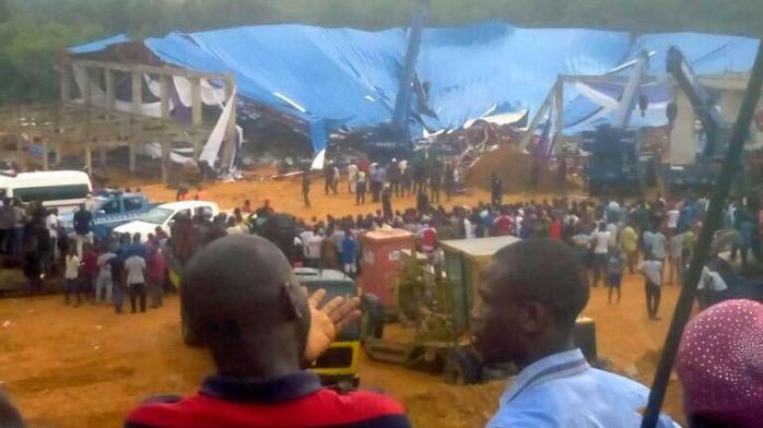 Трагедія у Нігерії: щонайменше 60 осіб загинуло через обвал даху церкви (ФОТО)
