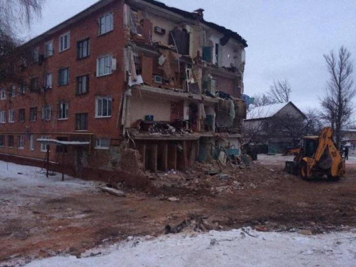 Обвал дома в Чернигове: спасательные работы завершены, проведены обыски