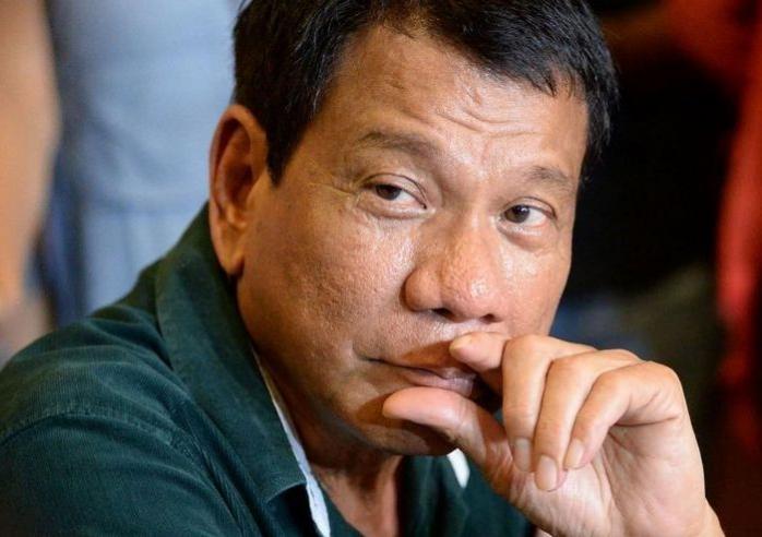 Президент Філіппін заявив, що особисто вбивав наркоторговців