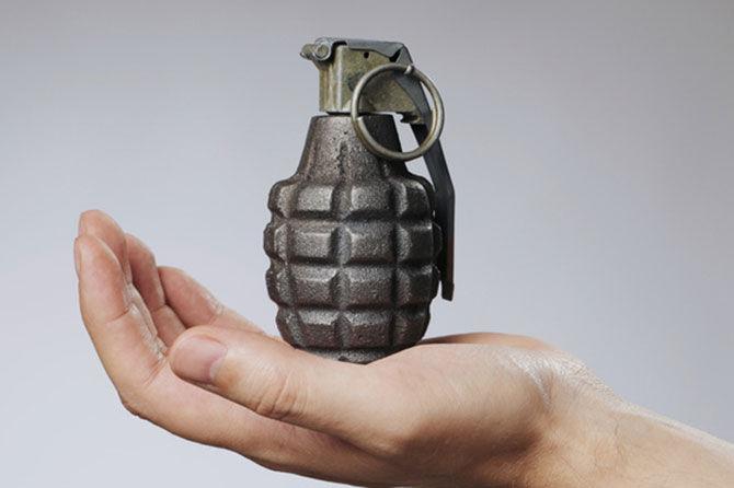 На військовому підприємстві Сумщини затримано жінку з 20-ма гранатами (ФОТО)
