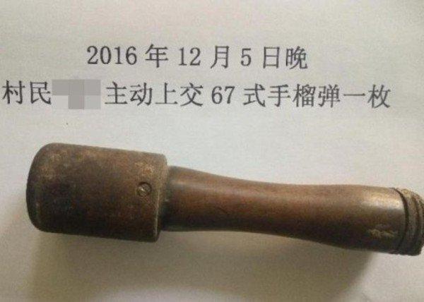 Китаєць 25 років колов горіхи ручною гранатою