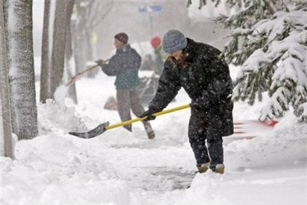 В Украине продолжатся снегопады, местами объявлено штормовое предупреждение (КАРТА)