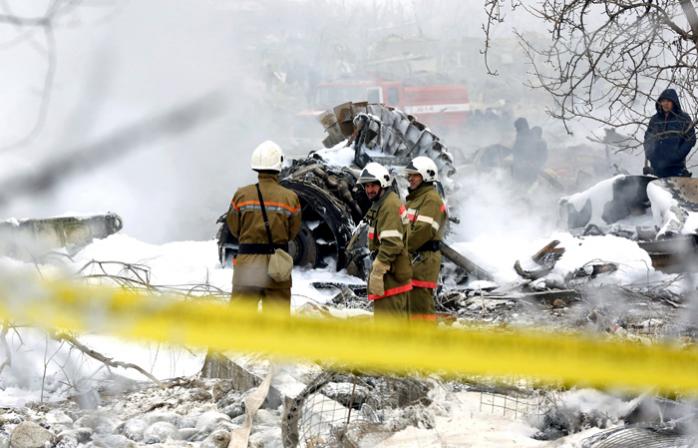 Опознаны тела 32 погибших при авиакатастрофе в Кыргызстане