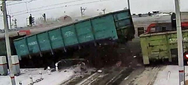 На Черкащині перекинувся потяг, іще 10 затримуються через аварію