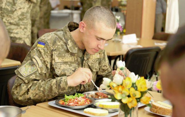 Украинских военных начнут кормить по стандартам НАТО