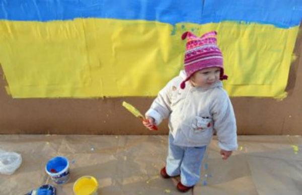 В Украине с 1991 года в два раза сократилась численность детей