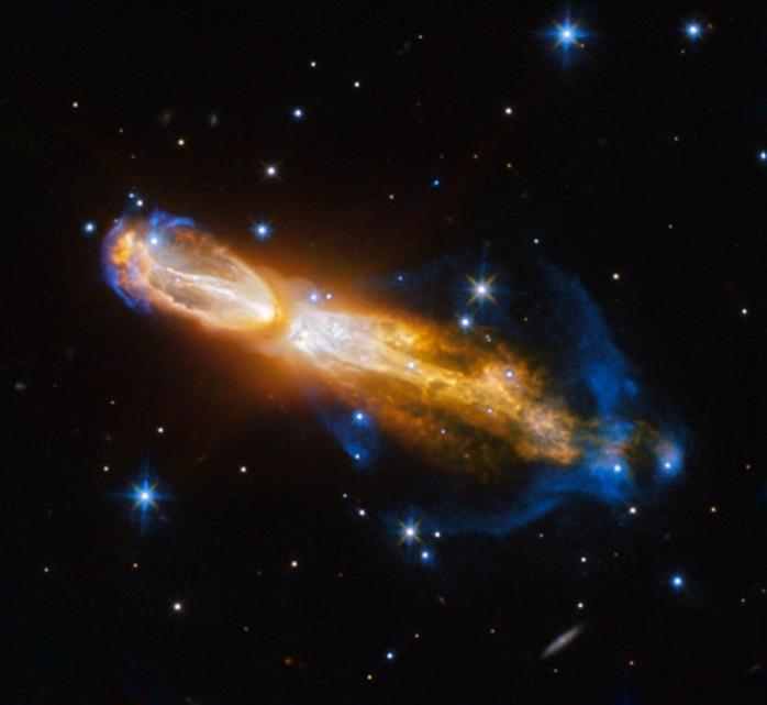 Телескоп Hubble заснял смерть похожей на Солнце звезды (ФОТО)