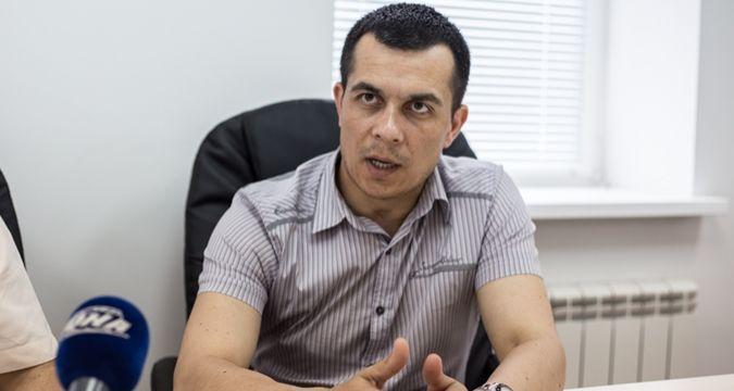 Задержанного в Крыму адвоката Курбединова оставили под арестом