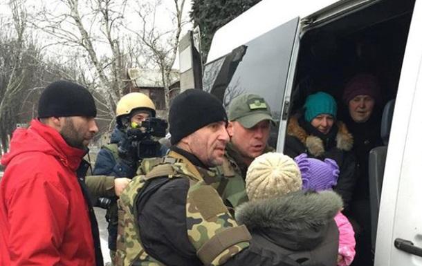Из Авдеевки эвакуированы почти 150 человек