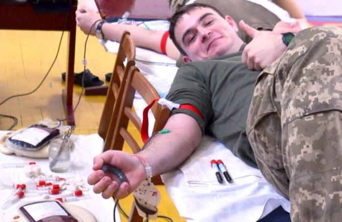 У Києві збирають кров для поранених в Авдіївці бійців (ВІДЕО)