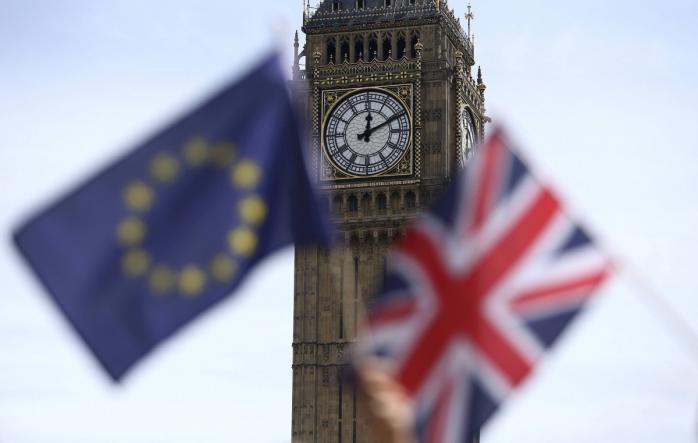 Палата общин в Британии окончательно приняла акт о старте Brexit