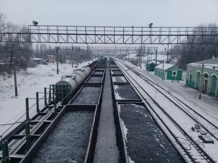 Участники блокады Донбасса перекроют последний железнодорожный переход для поставок угля
