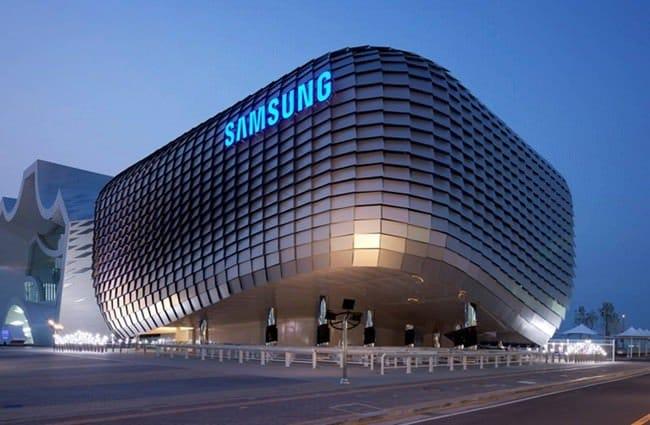 В Samsung решили закупать аккумуляторы для Galaxy S8 у другой компании — СМИ