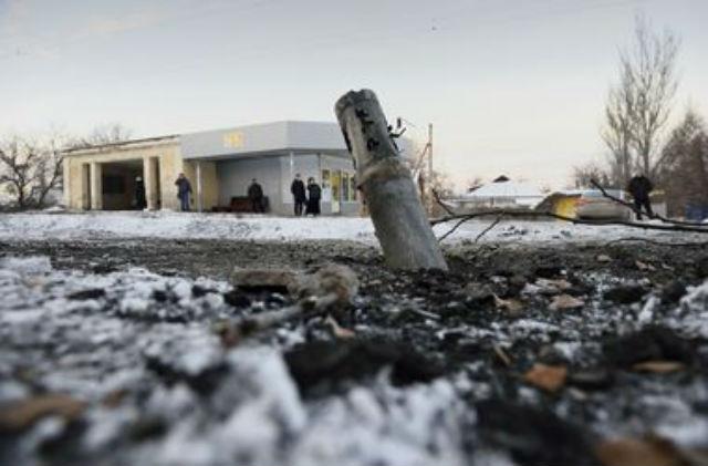 Боевики снова обстреляли Авдеевку, есть раненые