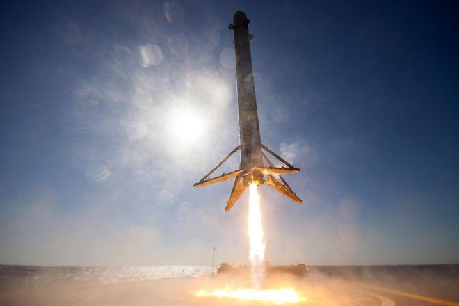 SpaceX успішно запустила ракету-носій з вантажем для МКС