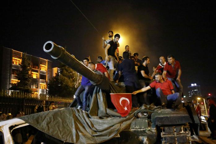 Турция завершила расследование прошлогодней попытки переворота