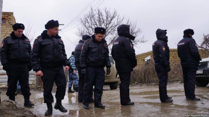Адвокат: Досі невідомо, куди ФСБ РФ запроторила 11 заарештованих кримських татар