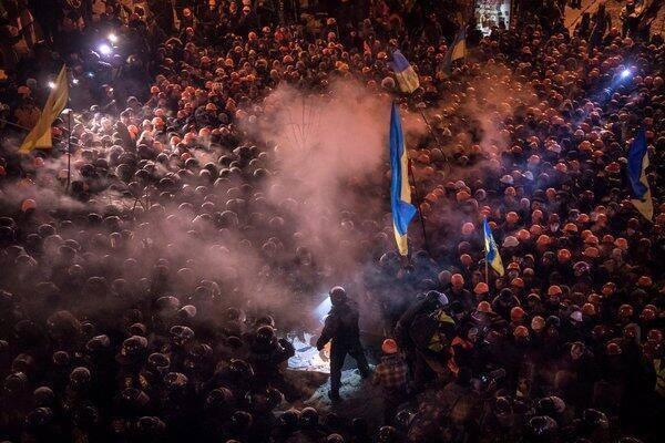 Разгон Майдана: МВД закупало спецсредства у России