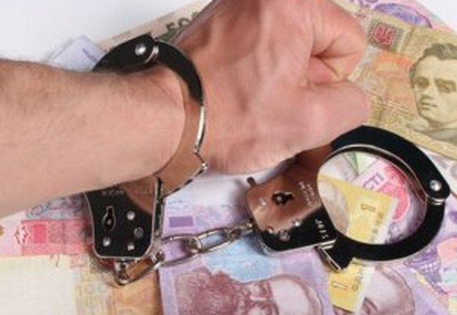 Киевский следователь попался на взятке в 82 тыс. грн (ФОТО)