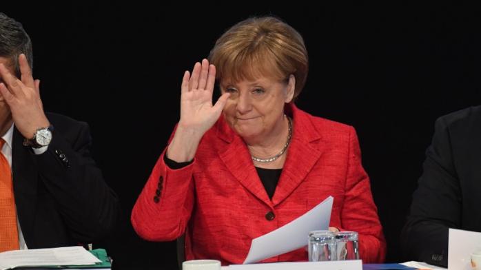 Меркель официально избрана кандидатом на пост канцлера Германии