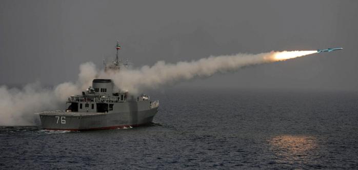 Тегеран успешно испытал новые крылатые ракеты Nasr
