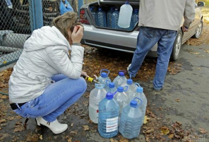 Авдіївці вистачить води на два дні — Жебрівський (ФОТО)