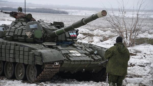 Штаб АТО: Террористы не прекращают танковый обстрел Авдеевки
