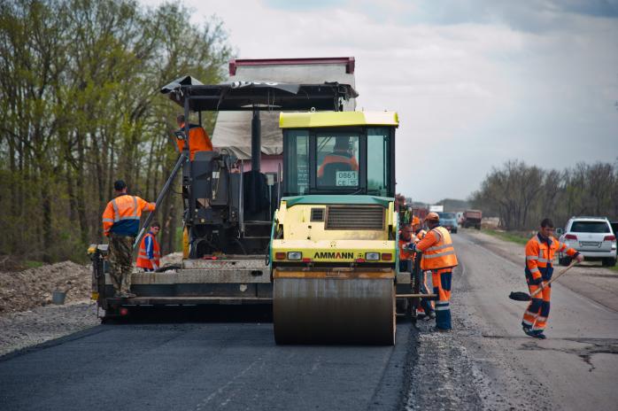 За прошлый год в Украине отремонтировали всего 1% дорог