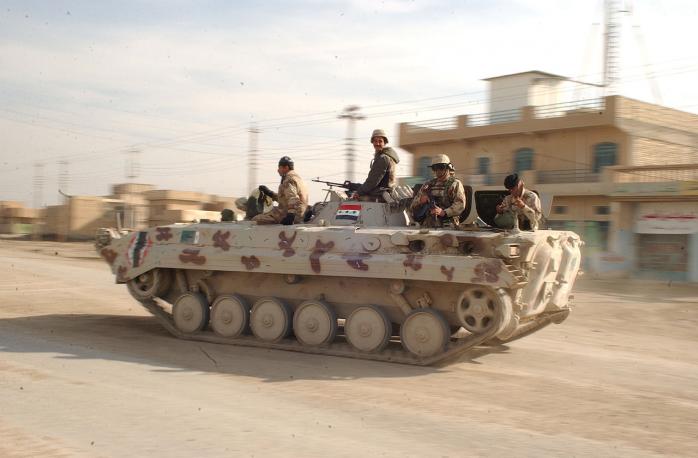Под контроль иракской армии перешла последняя крупная дорога из Мосула
