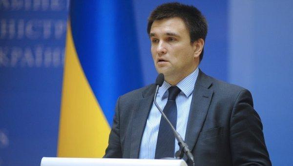 Украина предлагает привлечь к переговорам по Донбассу Британию и Польшу