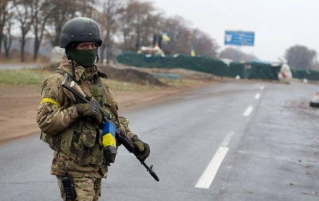 Война на Донбассе: за минувшие сутки в зоне АТО погиб один боец, еще 10 получили ранения