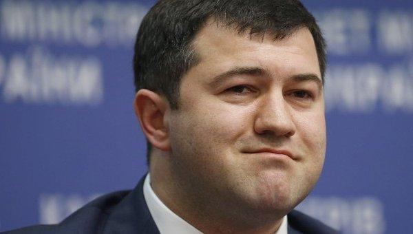 Правительство обнародовало распоряжение об отстранении Насирова (ДОКУМЕНТ)