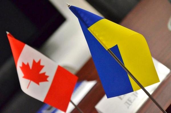 Военные инструкторы из Канады будут тренировать украинцев еще два года