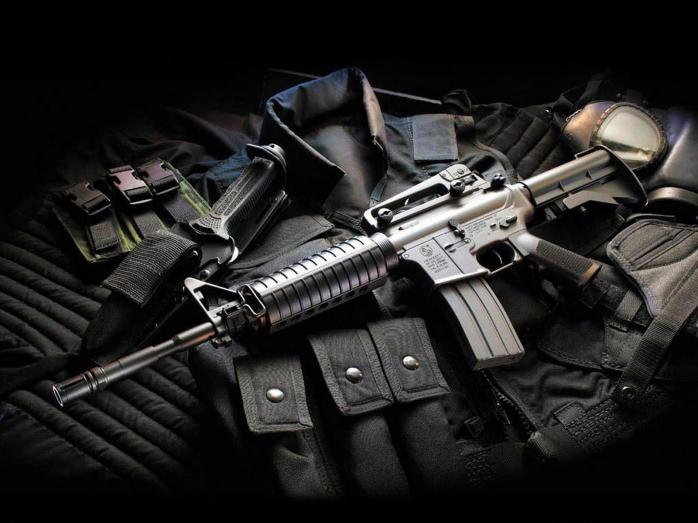 Полиция запретила ввоз огнестрельного оружия в Донецкую область