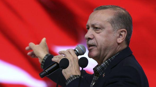 Эрдоган заявил, что Запад поставляет оружие террористам на Ближнем Востоке