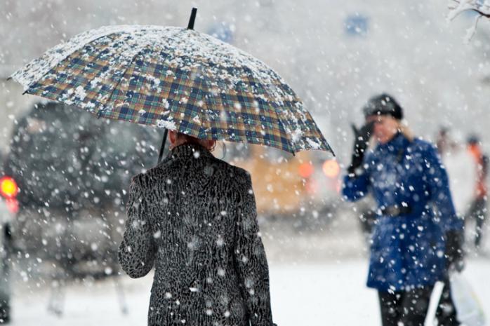 У деяких областях України пройдуть дощі з мокрим снігом (КАРТА)