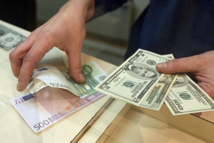Нацбанк намерен разрешить продажу валюты населению до 150 тыс. грн в день в эквиваленте