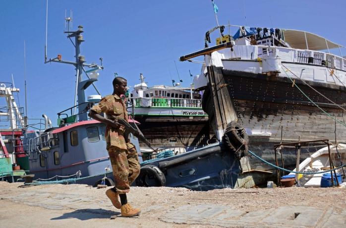 В Сомали пираты освободили танкер без выкупа