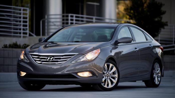 Hyundai оголосила про відзив майже мільйона автомобілів