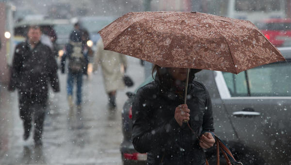 Весна отступает. Украину с понедельника ждет холод и дождь с мокрым снегом